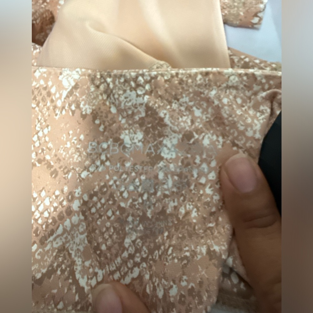 BCBGMAXAZRIA High Waisted‎ Snakeskin Print Leggings Medium - Picture 6 of 6